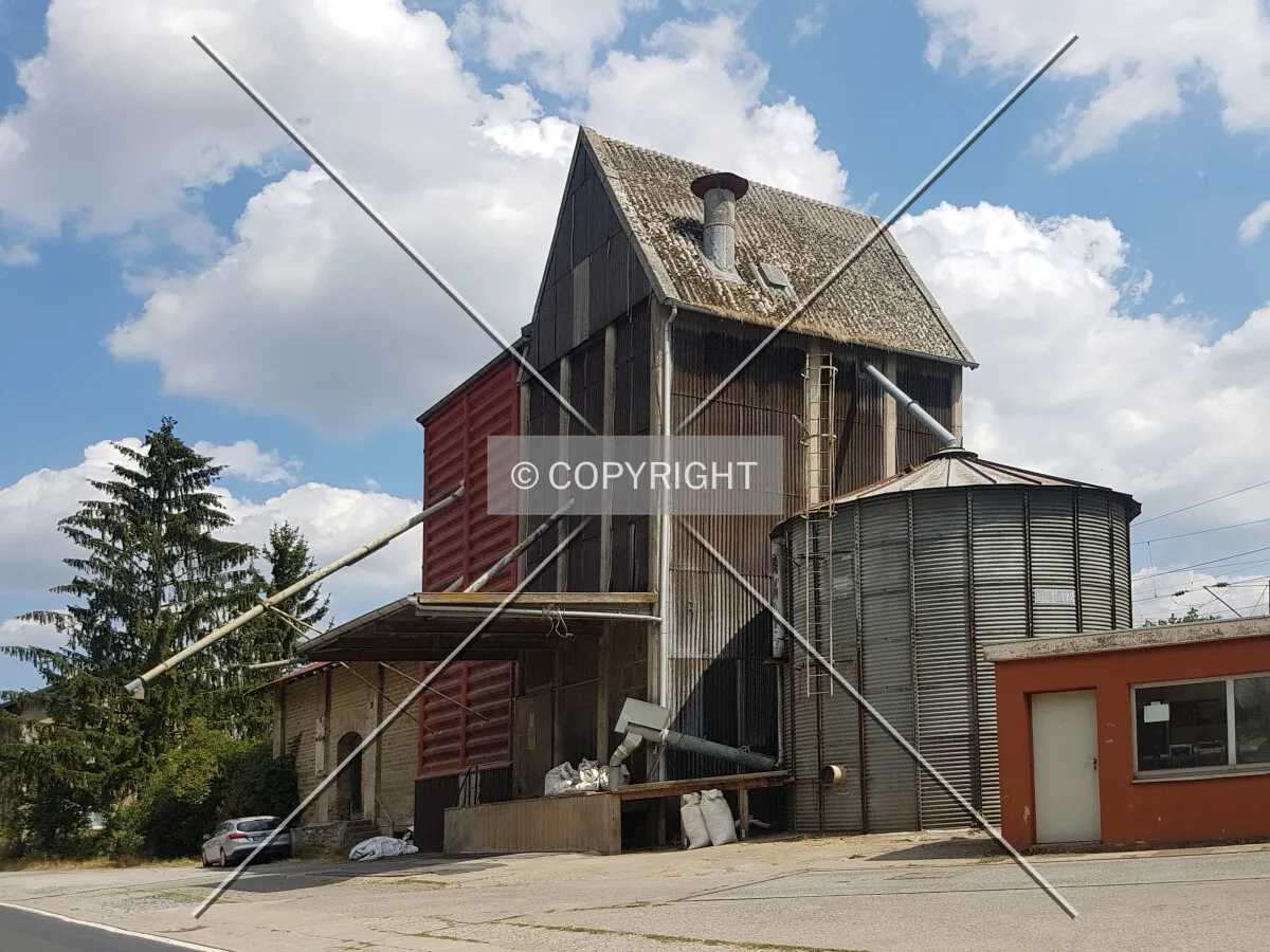 Photo 144-566-341