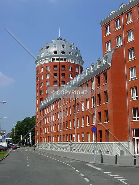 Photo 144-733-387