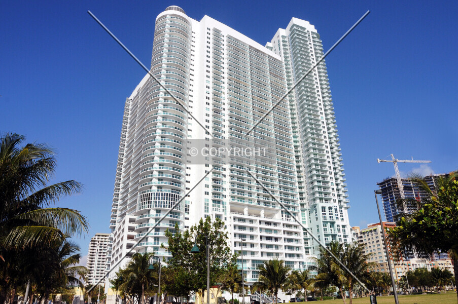 Photo 145-034-419