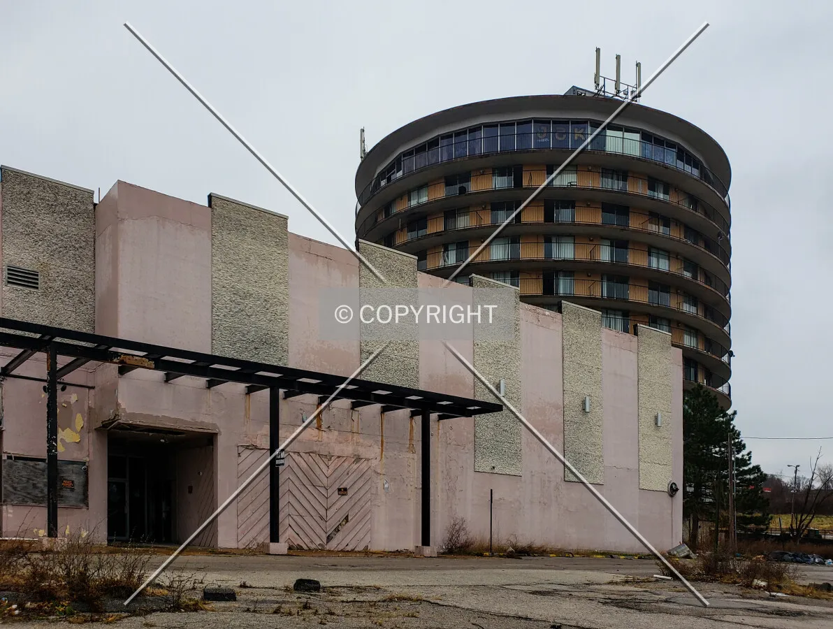 Photo 145-278-544