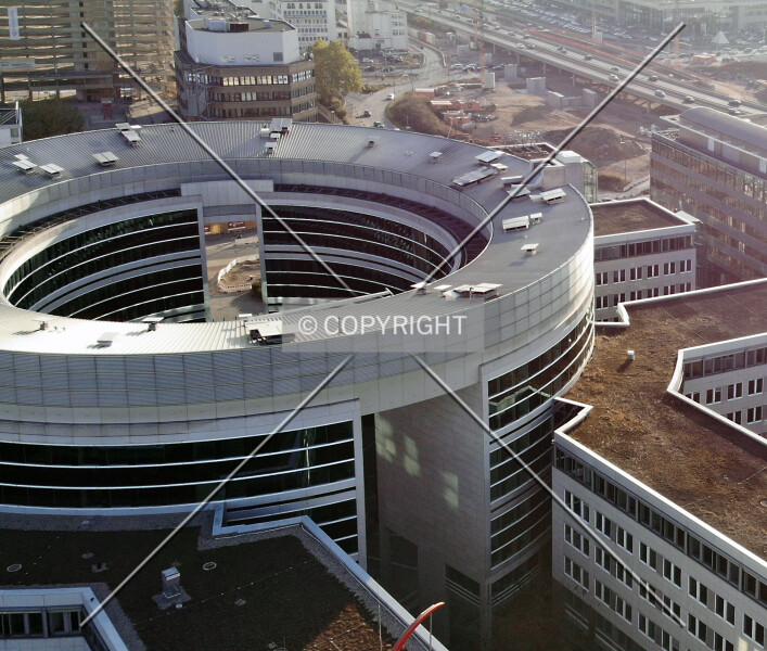 Photo 145-391-641