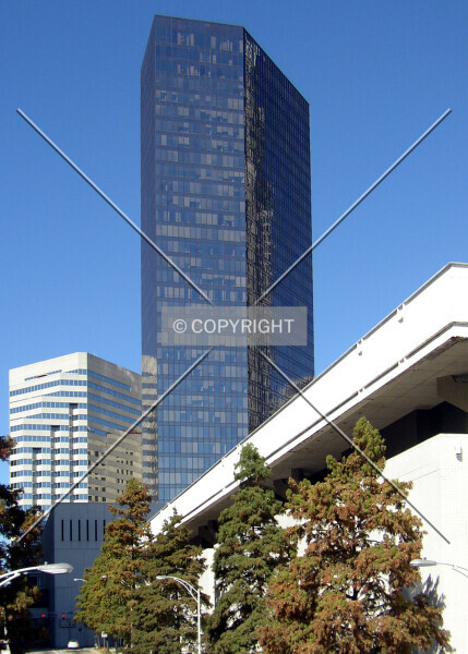 Photo 145-529-682