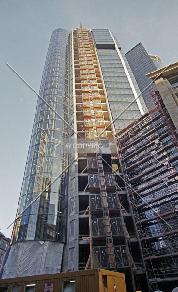 Photo 145-684-396