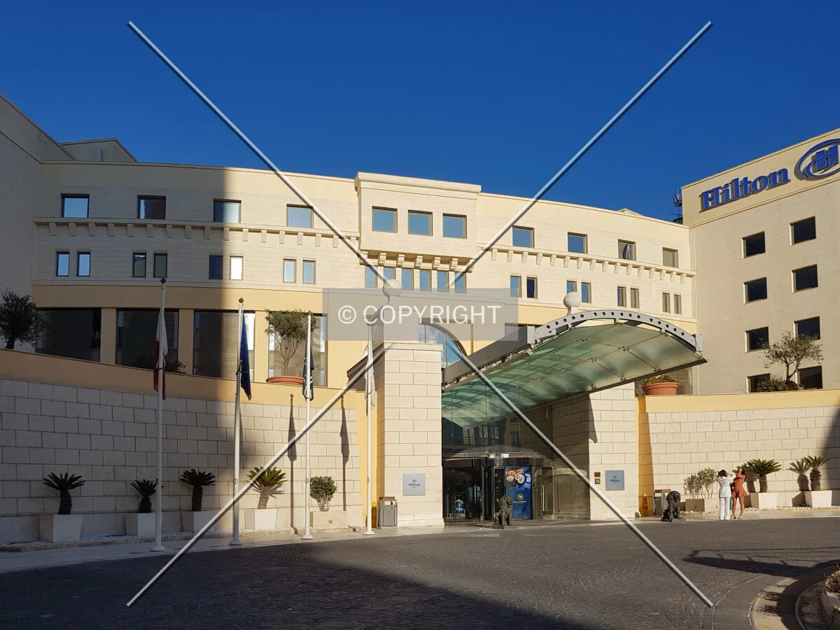 Photo 146-211-924