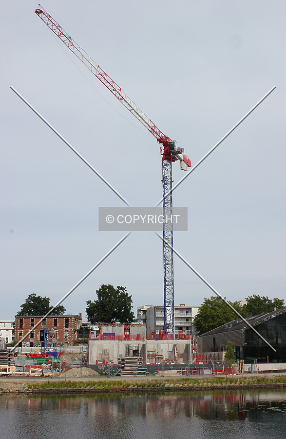 Photo 146-407-731