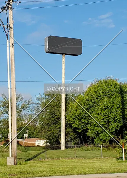 Photo 146-579-746