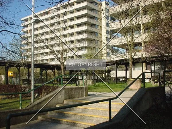 As seen from Bauernfeindstraße 7