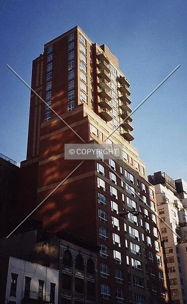 Photo 147-111-515
