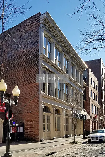 Photo 147-406-050