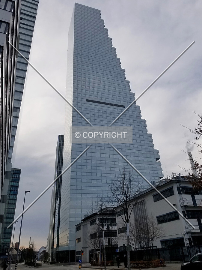 Photo 147-561-208