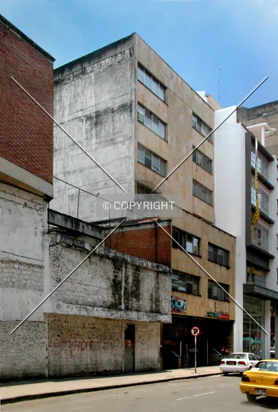 Photo 147-634-571