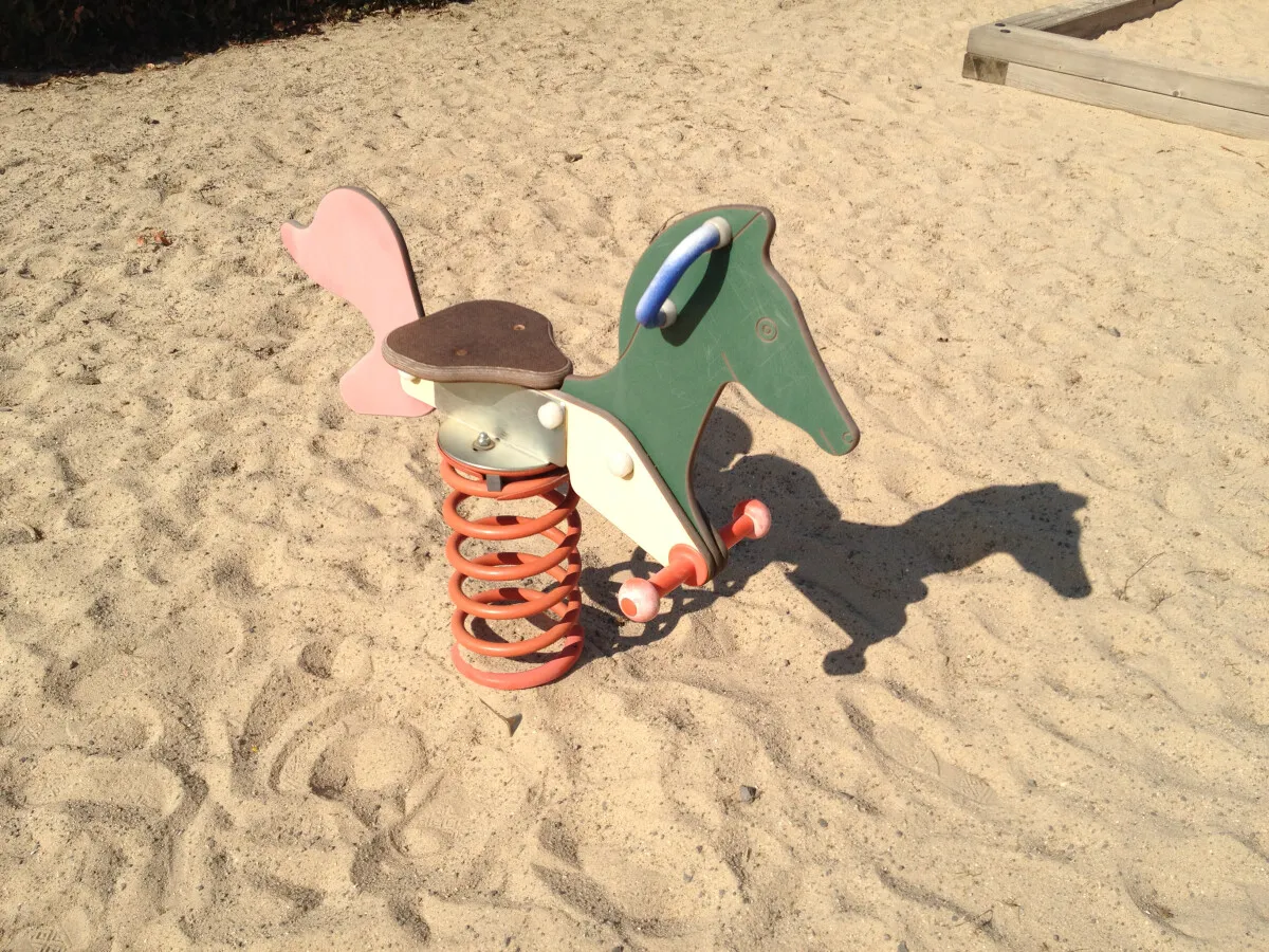 Photo 147-691-433