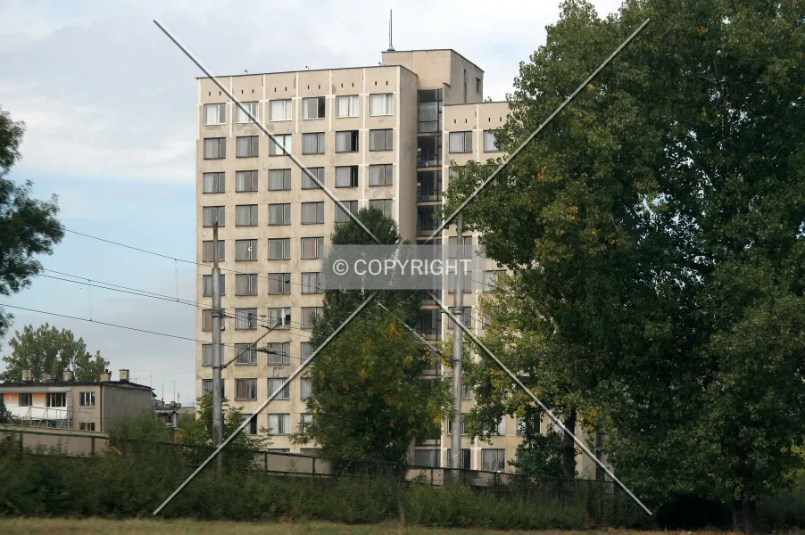 Photo 148-387-691