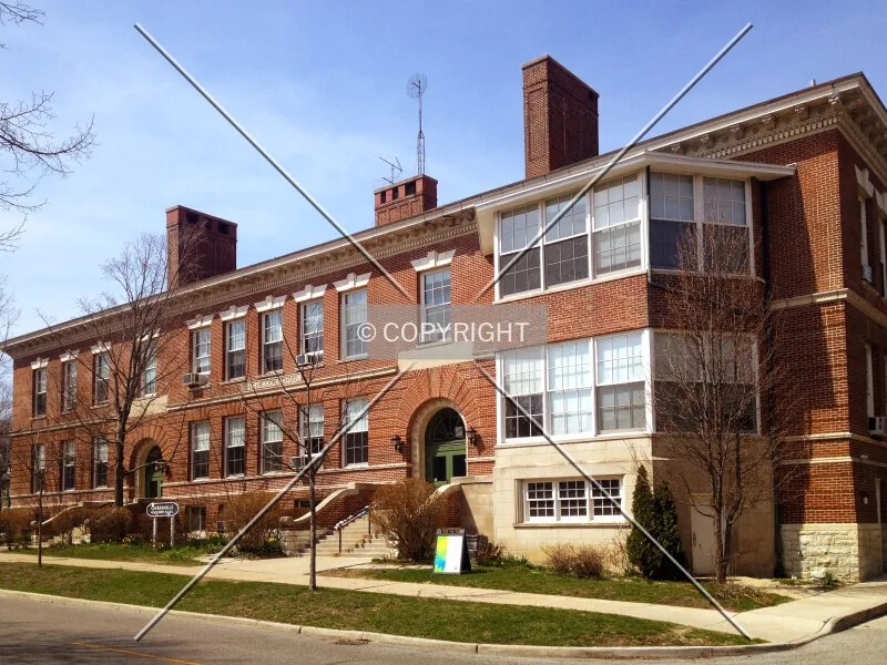 Photo 148-477-964
