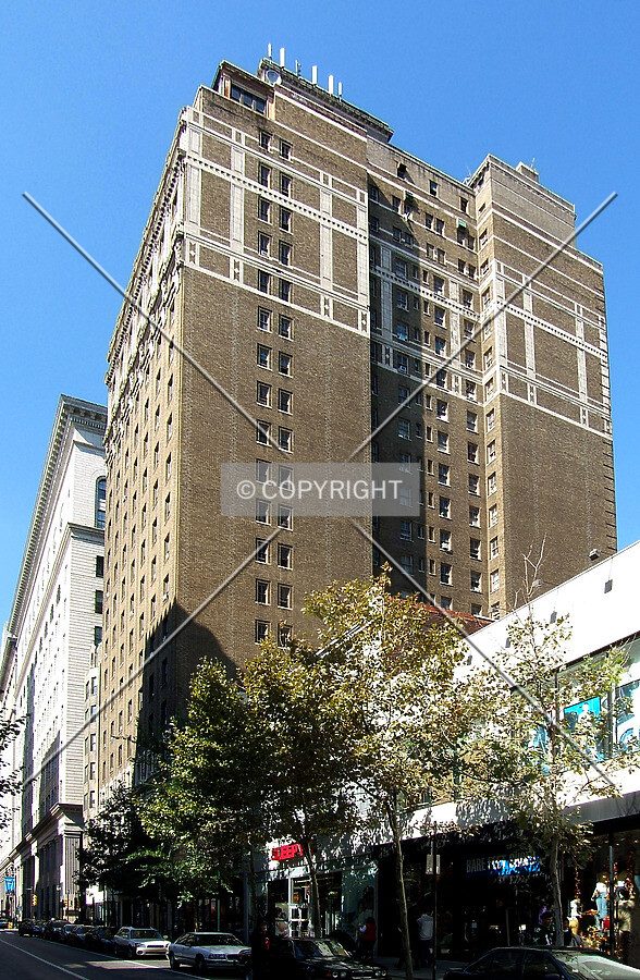 Photo 148-536-575