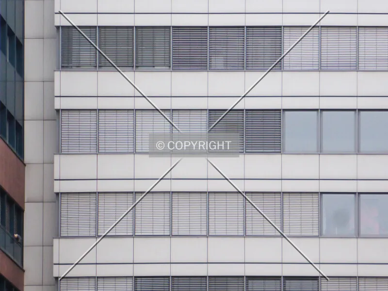 Photo 148-705-913