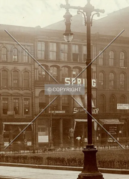 Photo 148-766-572