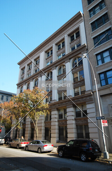 Photo 148-963-459
