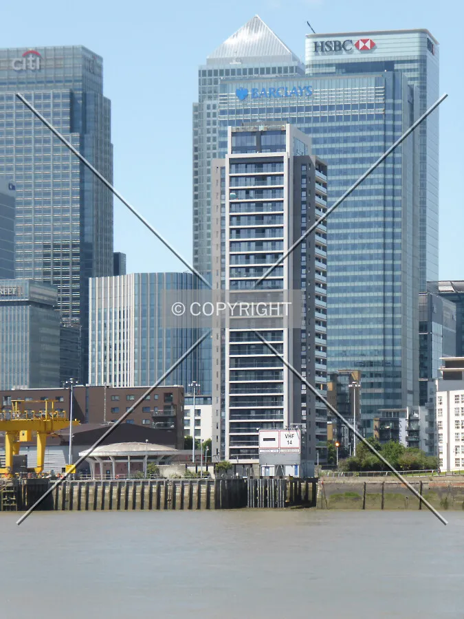 Photo 151-224-551