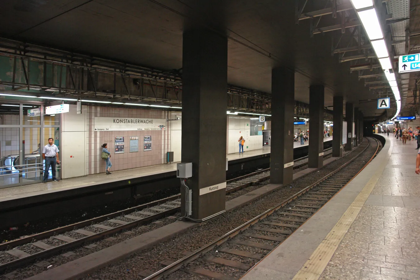 Photo 151-412-285