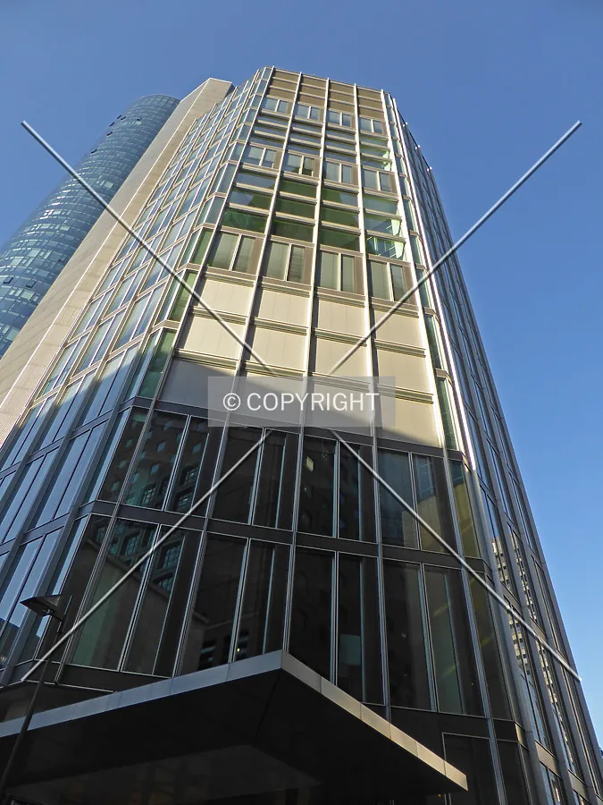 Photo 151-996-993