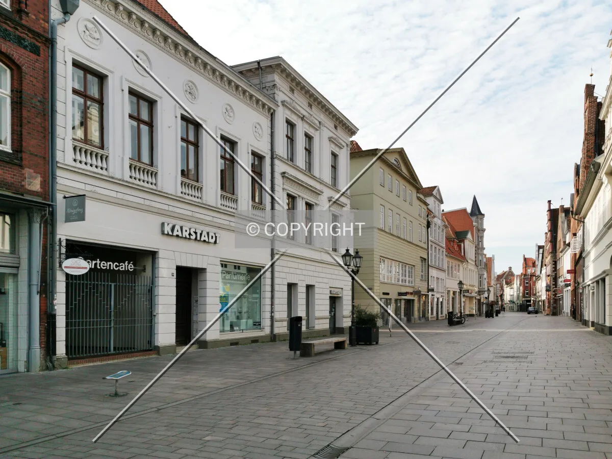 Photo 152-523-820