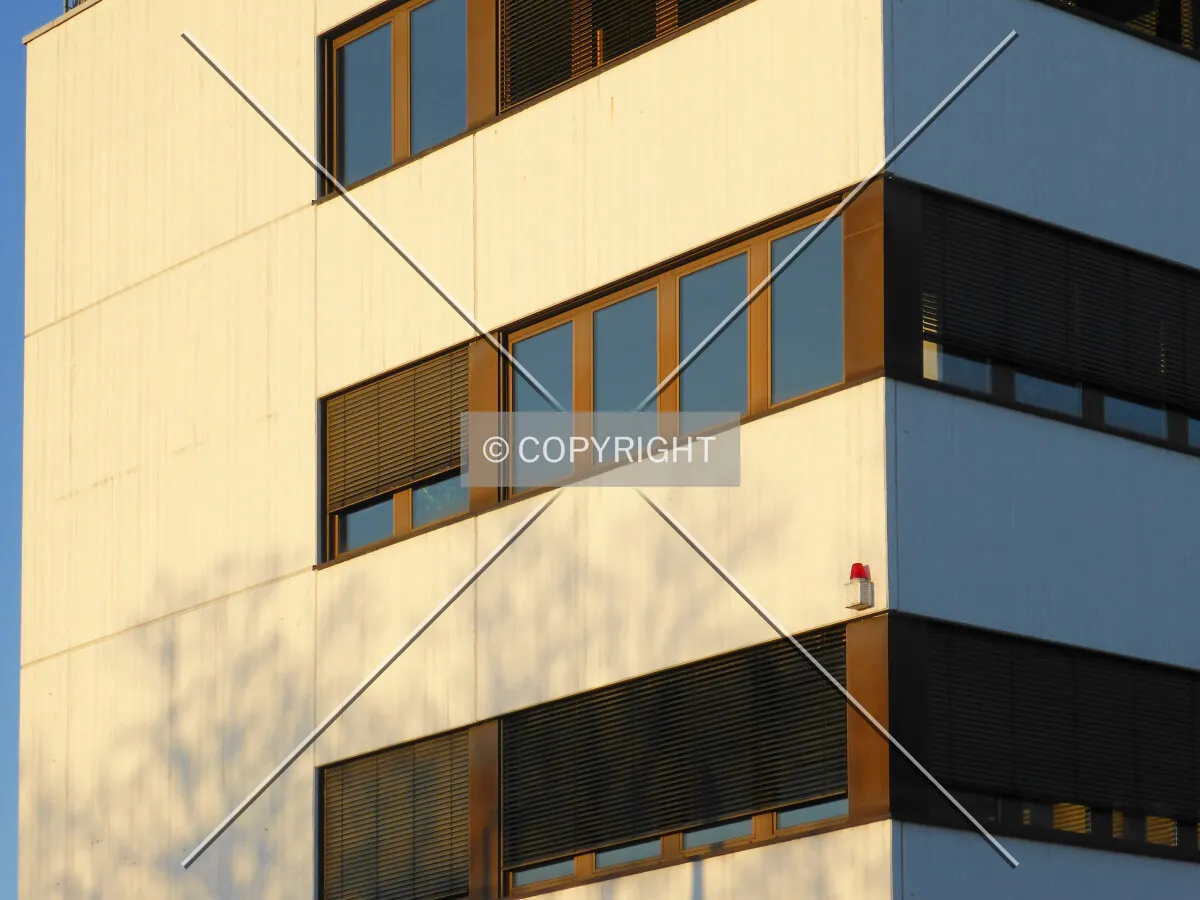 Photo 152-981-092