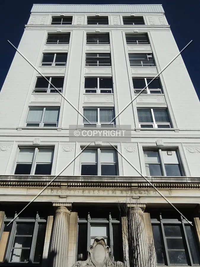 Looking up the western side from across Avenue of the States