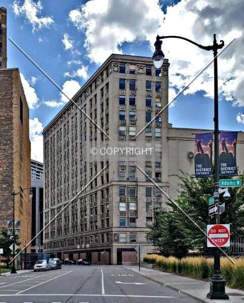 Photo 153-451-642
