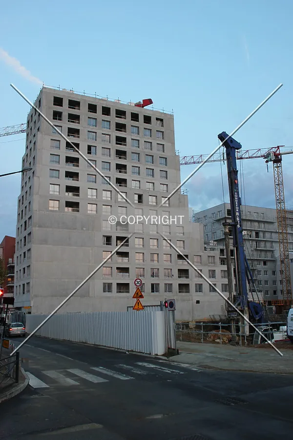 Photo 153-768-449