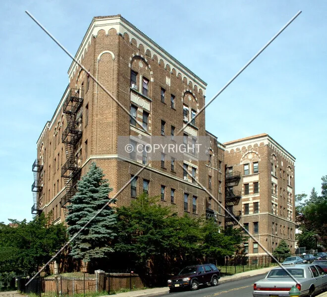Photo 153-928-515