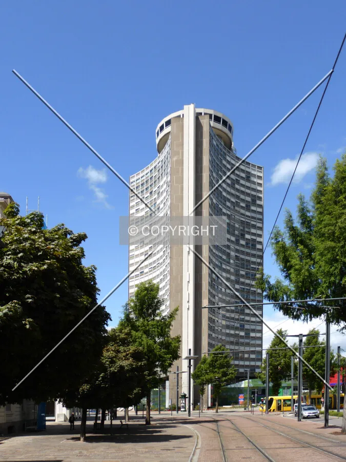 Photo 154-057-701