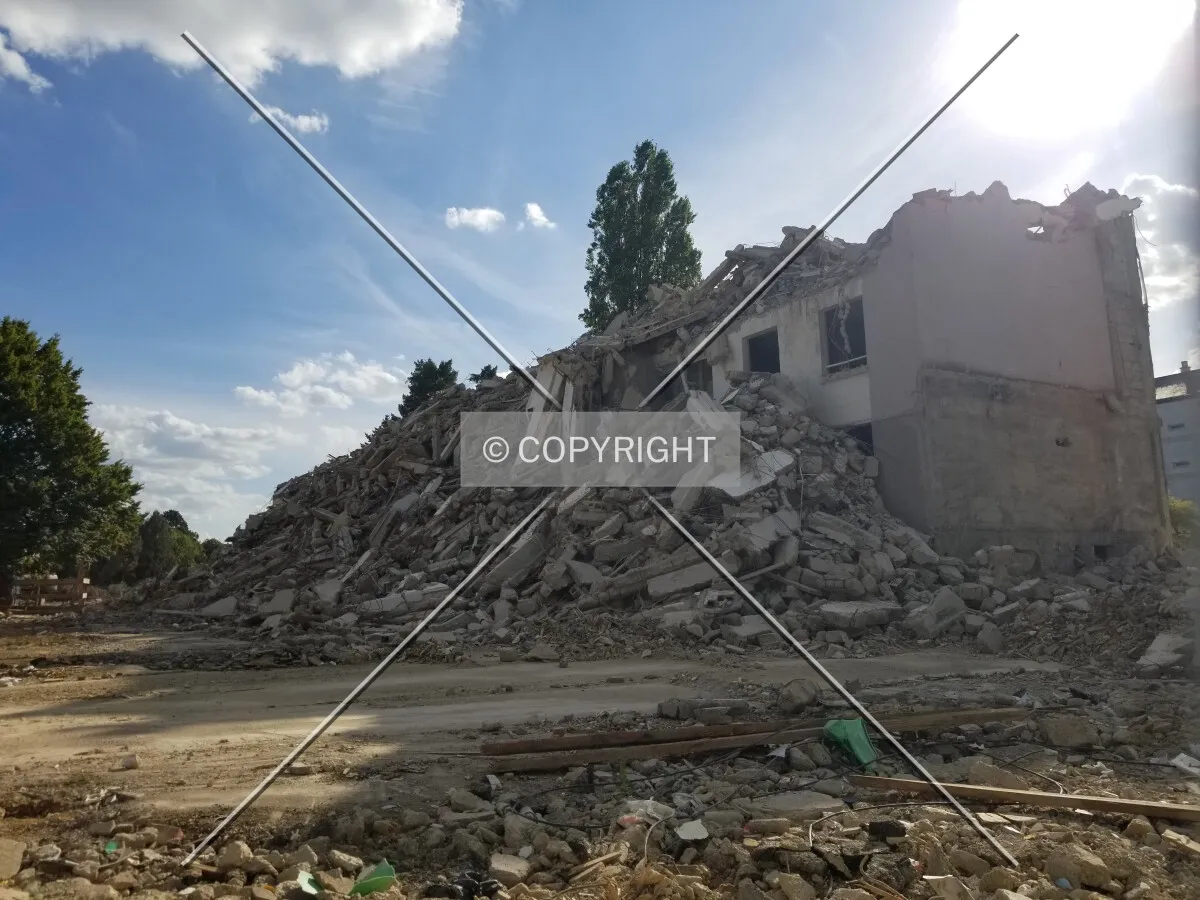Photo 154-907-721