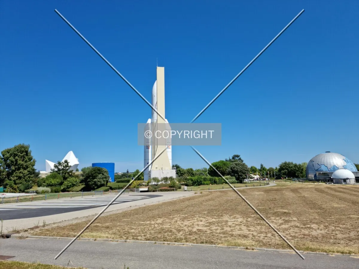 Photo 155-614-065