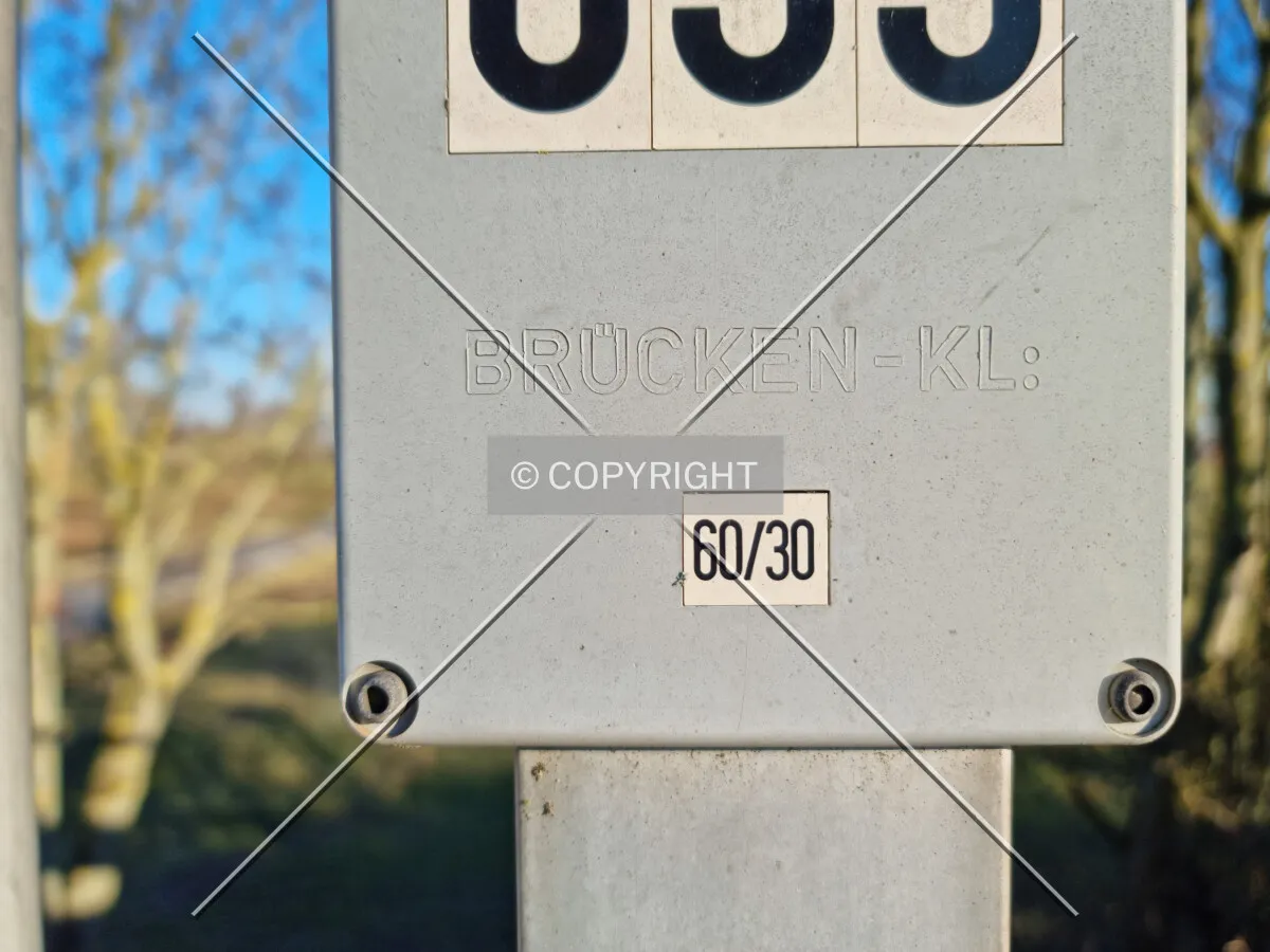 Photo 155-633-827