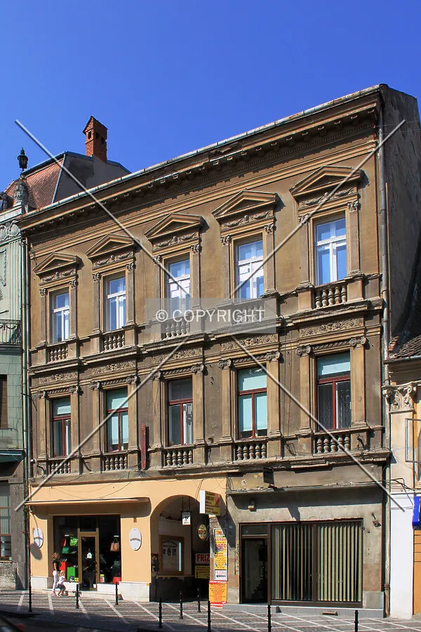 Photo 155-751-912