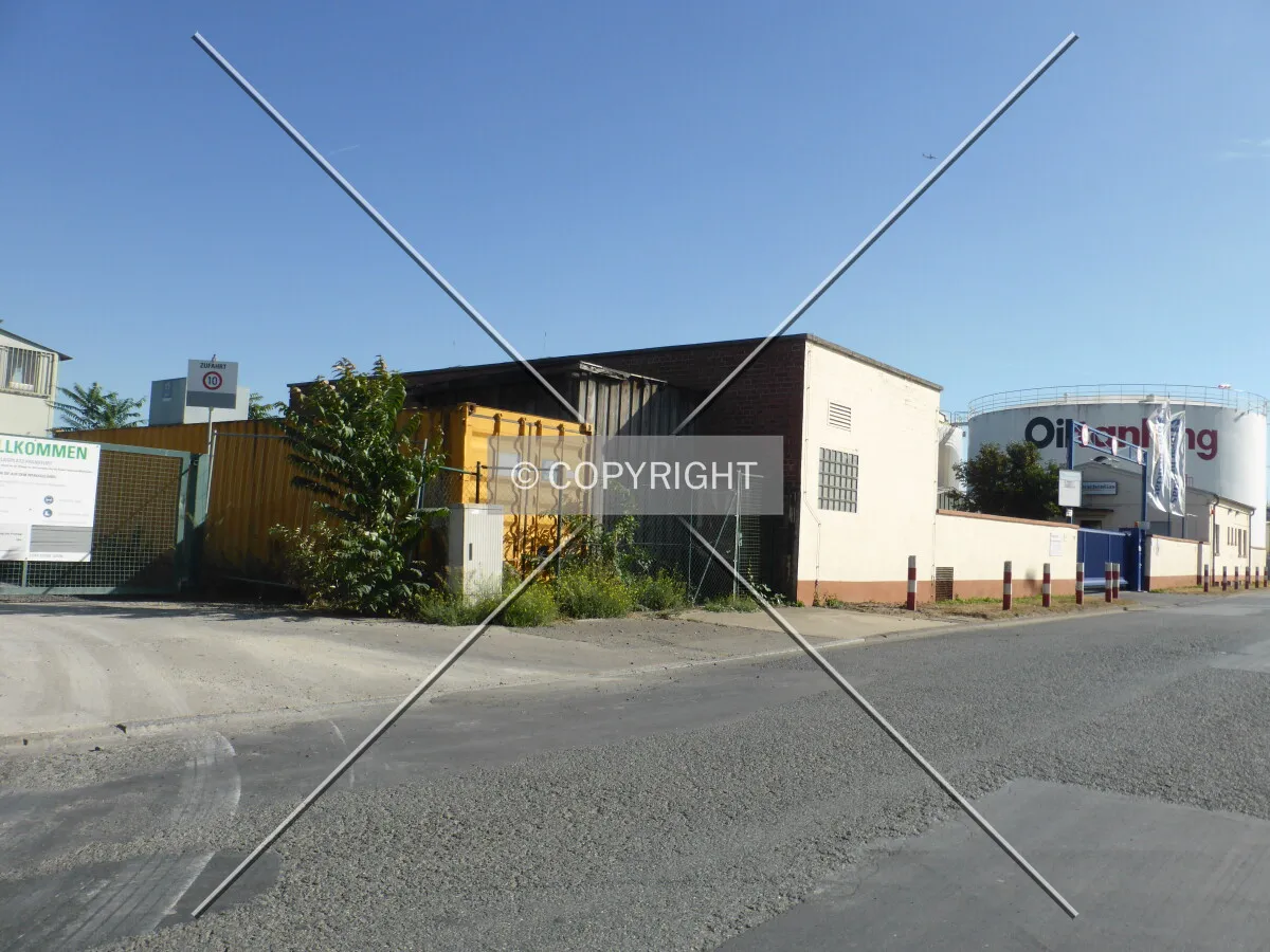 Photo 156-266-562