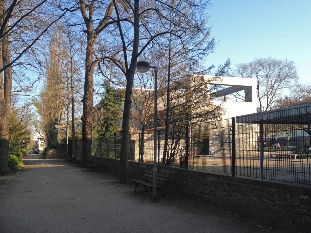 Photo 156-310-986