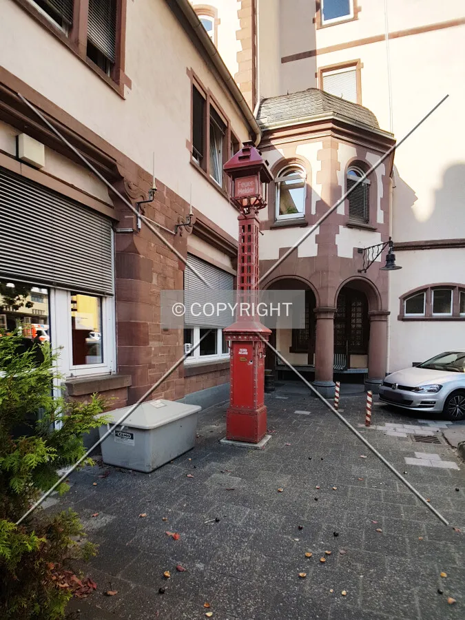 Historic Fire Alarm Box - Hsitorischer Feuermelder der Feuerwehr Frankfurt