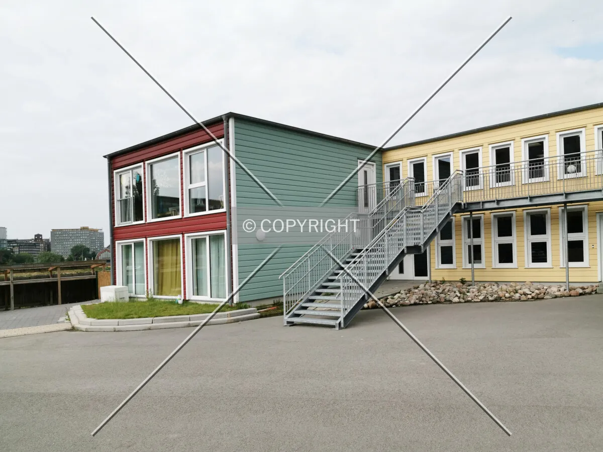 Photo 156-796-022