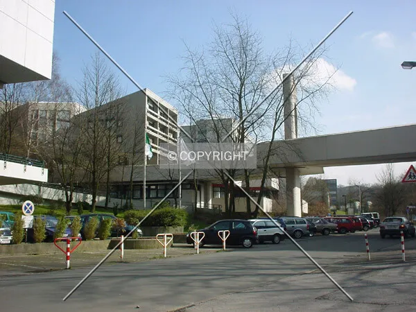 Passenger bridge at Virchowstraße