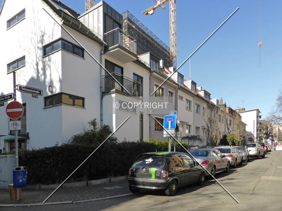 Photo 158-372-983