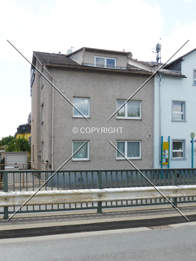 Photo 158-527-811