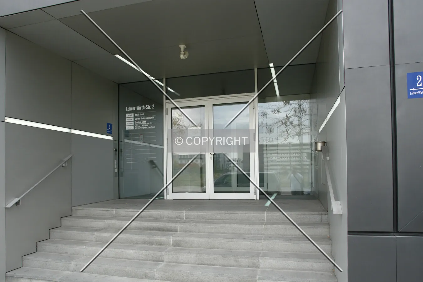 Photo 158-561-469