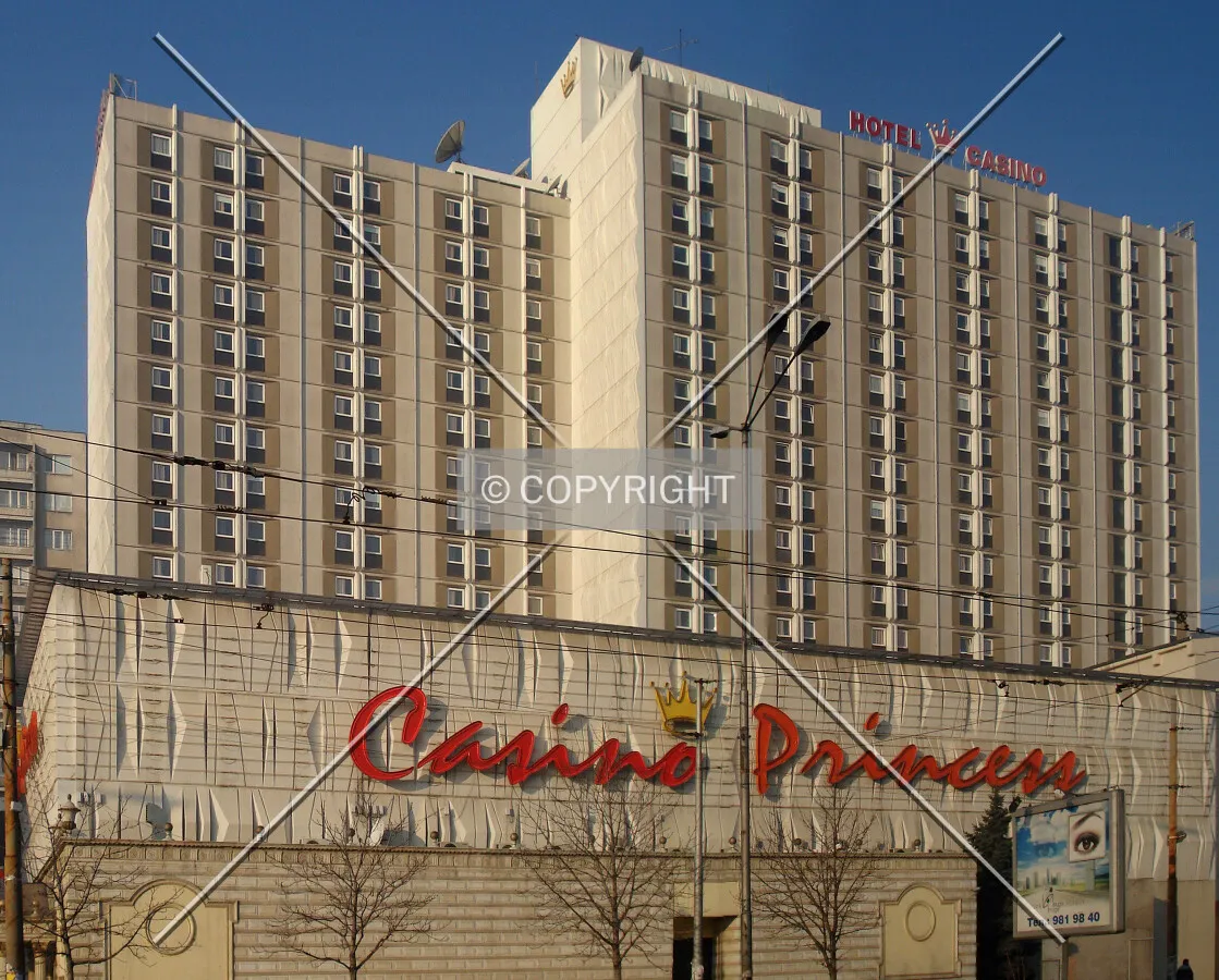 Photo 158-643-429