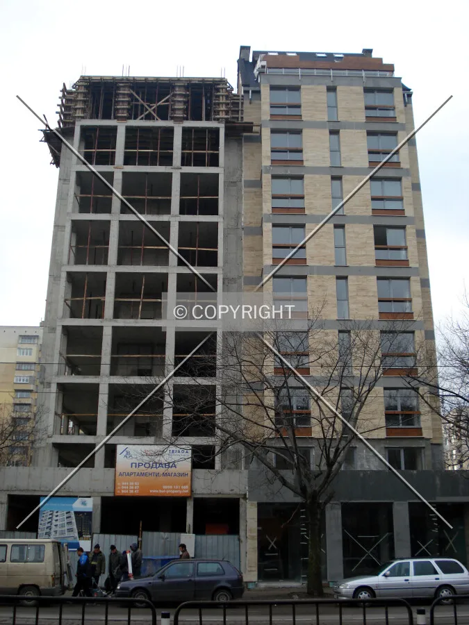 Photo 159-041-838