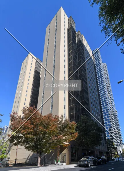 Photo 159-777-056