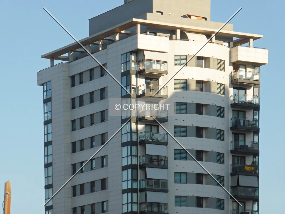 Photo 160-044-680