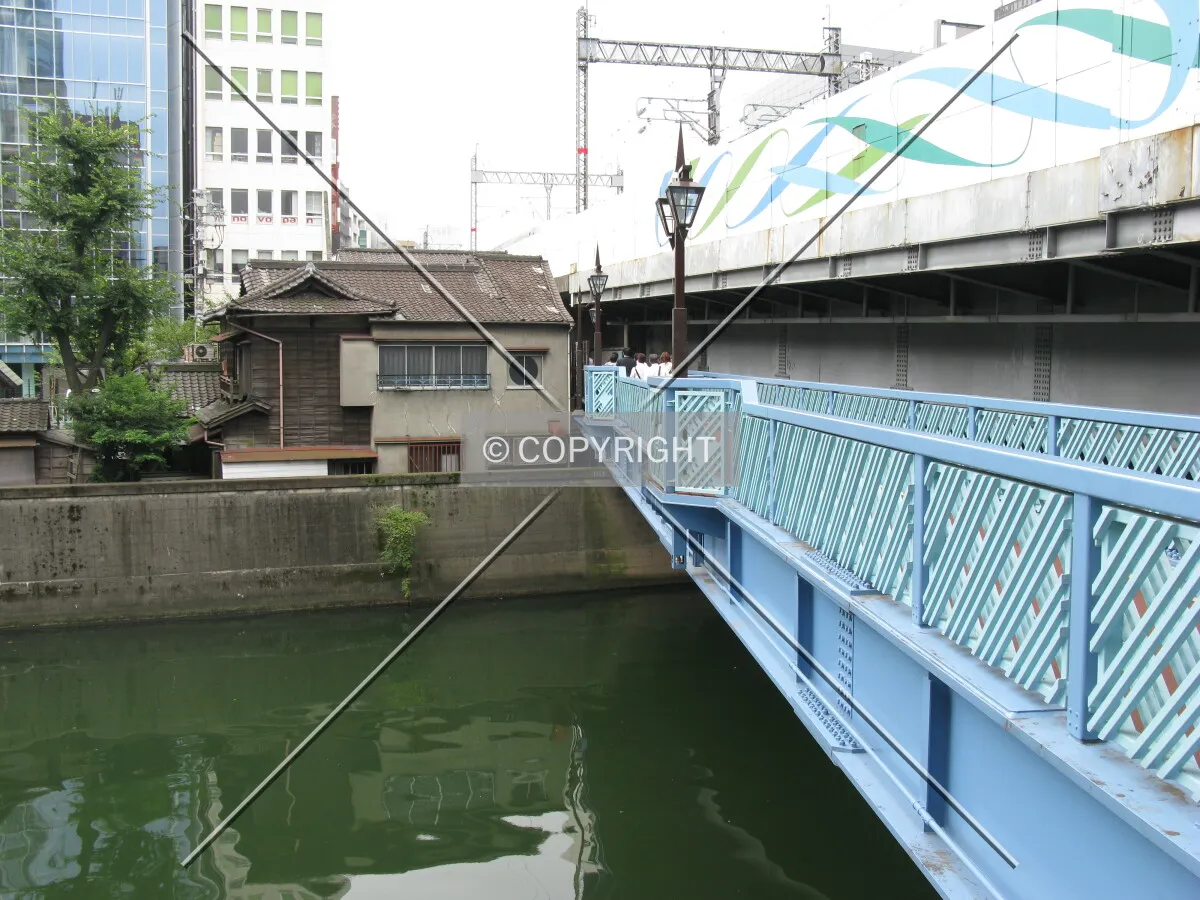 Photo 160-246-699