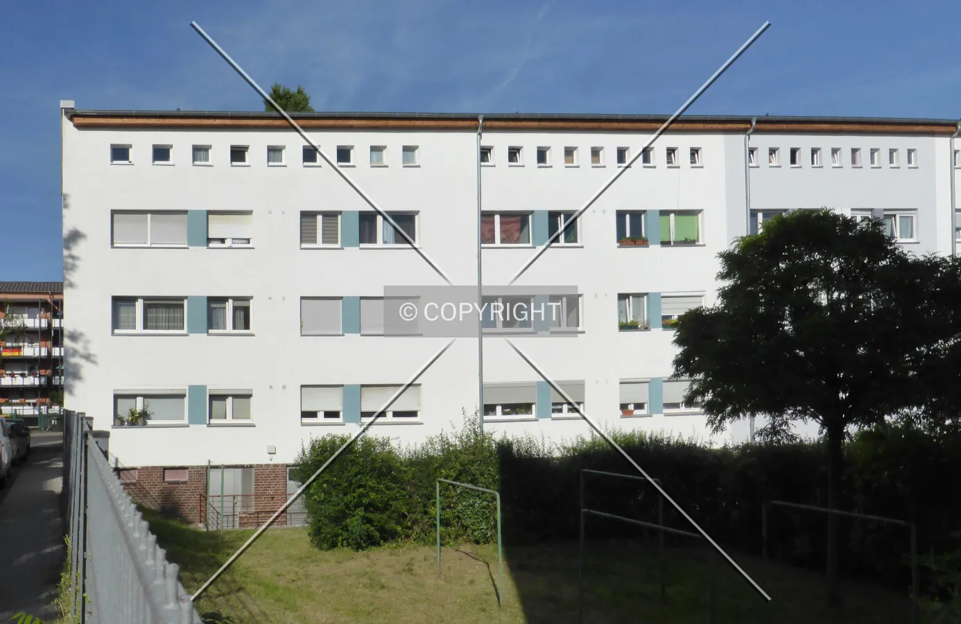 Photo 160-253-714